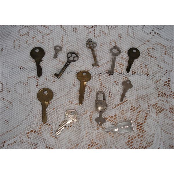 Vintage lock and keys