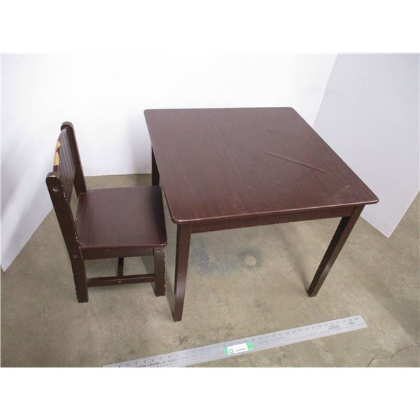 *Kid's Table and Chair (23.5x23.5)