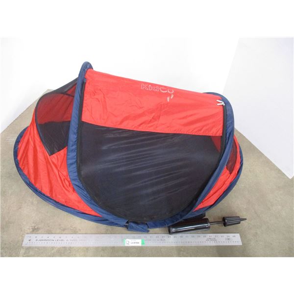 *KidCo Small Tent +Air Pump