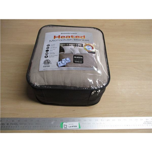 Heated Microplush Heated Blanket w/ 2 Controllers (Queen NIB)