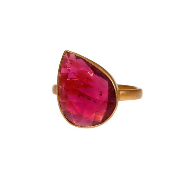 Pink tourmaline and 18k gold ring