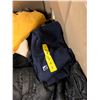 Image 5 : Lote #4106 - Target/Clothes
