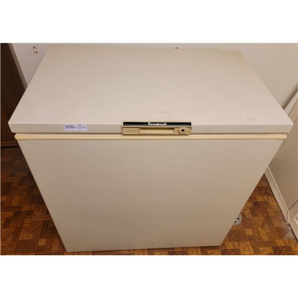 Beau Mark Deep Freeze