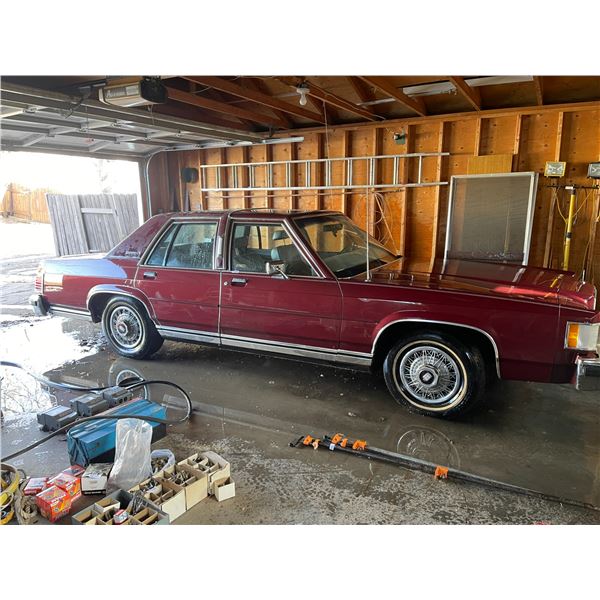 1986 Ford Mercury Grand Marquis 144K 5.0 LItre EFI - Needs Battery