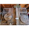 Image 2 : Beaver Table Saw With Extra Blades