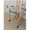 Image 2 : Walker + 2 Crutches