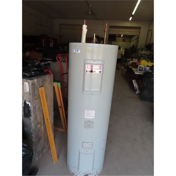 State Courier S10 Hot Water Tank - Tag in Picture