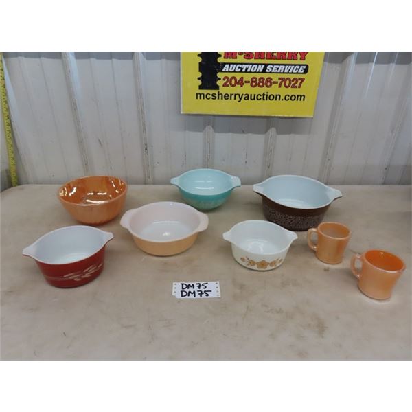 Assorted Pyrex + Fire King ; Mugs, Bowls, Casserole Dishes