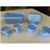 Image 2 : Blue Delphite Small Pitcher, Fridge Containers, Measuring Cups, plus more