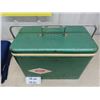 Image 2 : Coleman Metal Portable Picnic Cooler 9" x 12" x 16.5" 