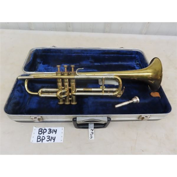 Brass Besson Trumpet + Mouthpiece with Case