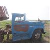Image 8 : **offsite** 1961 GMC 960 Truck 350 Gas - 14' Box Hoist