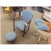 Image 1 : Arm Chair with Ottoman + 2 Cushions