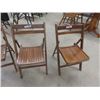 Image 2 : 4 Folding Wooden Chairs