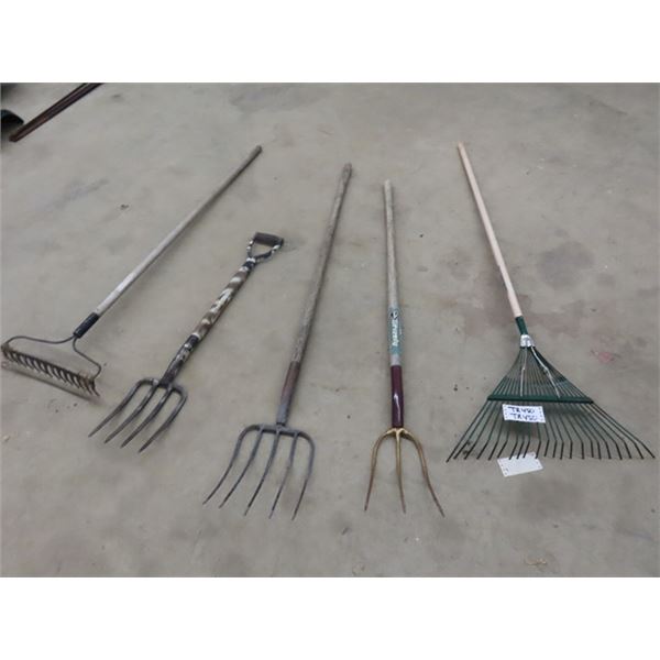 5 Good Used Yard Tools; Leaf Rake, Potato Fork, 2 Hay Forks + Rake ...
