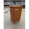Image 2 : 2 Drawer Oak Night Table 16" x 17.5" x 28" 
