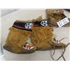 Image 2 : 2 Pairs of Beaded Moccassins