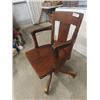 Image 2 : Oak Swivel Office Chair with Arm 