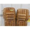 Image 2 : Vintage Cooper Leather Goalie Pads and Glove Pro