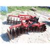 Image 5 : Farm King 3 PH 7 1/2" Tandem Disc Notched Blades on Front + Rear