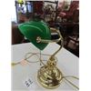 Image 5 : Vintage Green Bankers desk lamp with brass-coloured base + pull chain-  