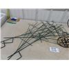 Image 4 : 2 Bicycle Planters, Assorted Metal Plant Trellis