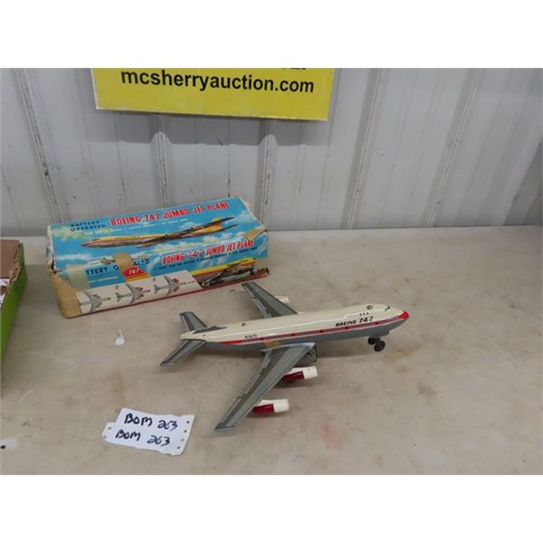 Vintage 1900 TN Namura Japan Tin Boeing 747 Plane with Box 