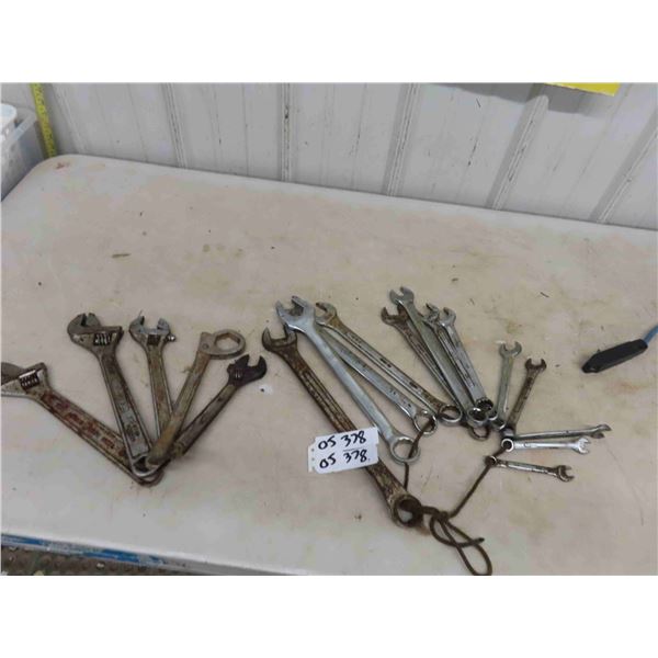 13 Wrenches - 3/8" to 1 1/16" + 5 Crescent Wrenches