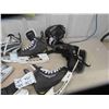 Image 3 : 4 Pairs fo Hockey Skates, Bauer Helmet