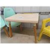 Image 3 : Toddler Table + 2 Chairs + 2 Toddler Yard Chairs