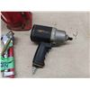 Image 4 : 2 Bottles Jacks, Husky Pro 650 1/2" Impact Gun, Air Filler Nozzle