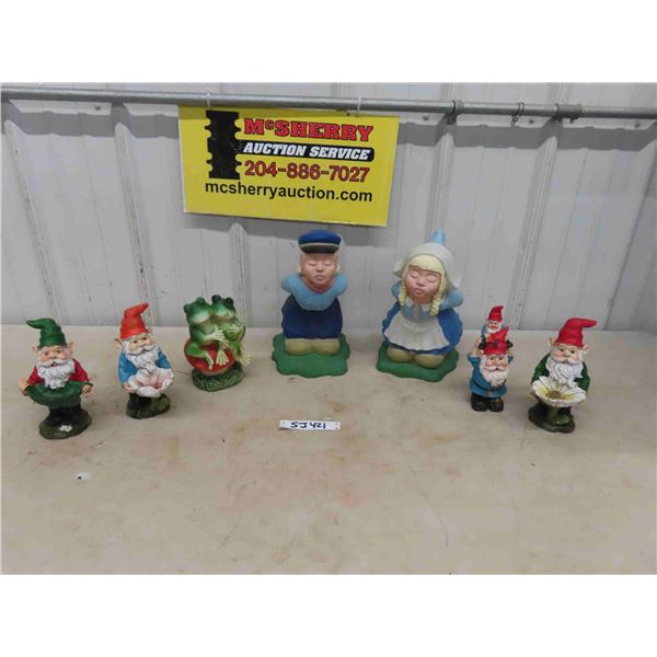 Assorted Lawn Ornaments + Gnomes