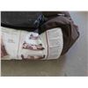 Image 4 : Large Tent - Wind River Easy Up Cabin Tent with Carry Bag