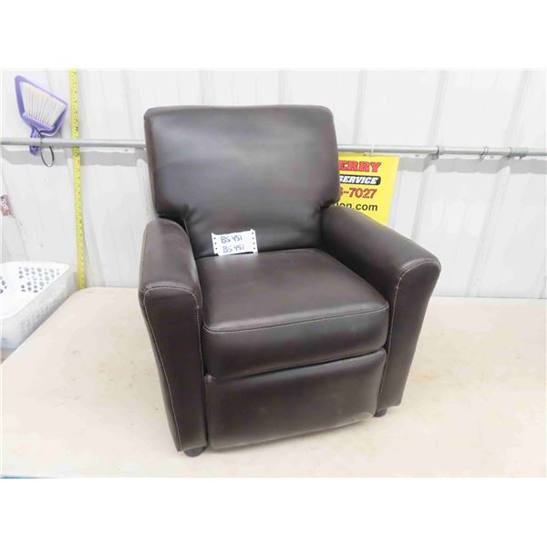 Modern Kids Recliner- Vinyl - Looks Comfy 22  x 22  x24  