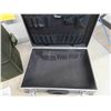 Image 4 : Padded Army Transport Case, Aluminum Tool Suitcase, Large Brief Case