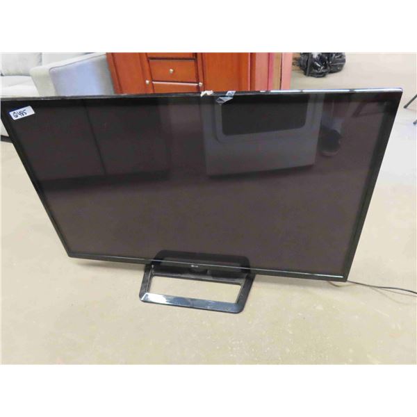 LG 50" Flat Screen TV with Remote Model # 50PA4500