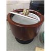 Image 2 : Mid Century Ice Bucket, Deluxe Bar Set, Metal Tray, Coasters, Metal Thermometer
