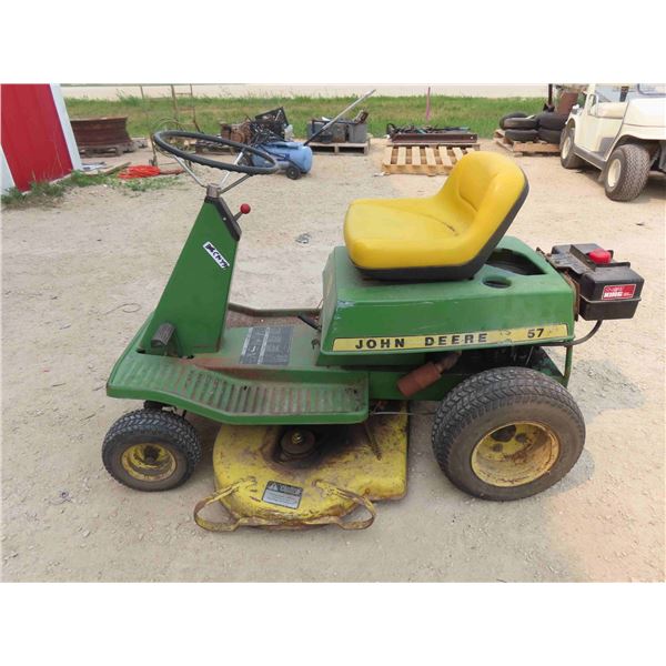 John Deere S7 Riding Mower - Runs Rough - Needs Tune Up - Could Need