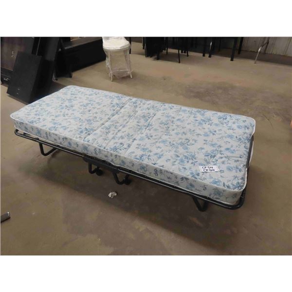 Fold Up Rollin Cot 30  x 75  