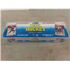 Image 4 : 21 O-Pee-Chee Sealed Box + Score Hockey Collector Set - 1991