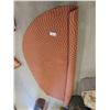Image 1 : Area Rug 6' x 9' - Oval Shape