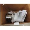 Image 6 : Oster Blender, Nostalgic Toaster, Kitchen Aid Slicer + Shredder Attachment