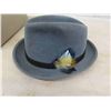 Image 2 : Vintage Biltmore Gentlemen's Hat - Velour 7 56 +  Box 