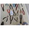 Image 4 : Pliers, Cutters, Wire Strippers, Crimper, plus more