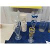 Image 2 : 9 Frisky Risky Cups - Hang on Tight! Don't Spill 