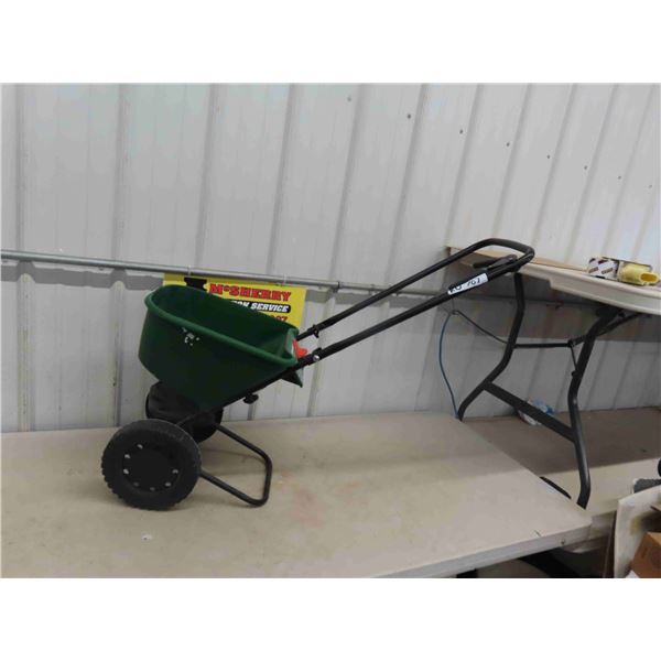 Scotts Fertilizer / Seed Spreader