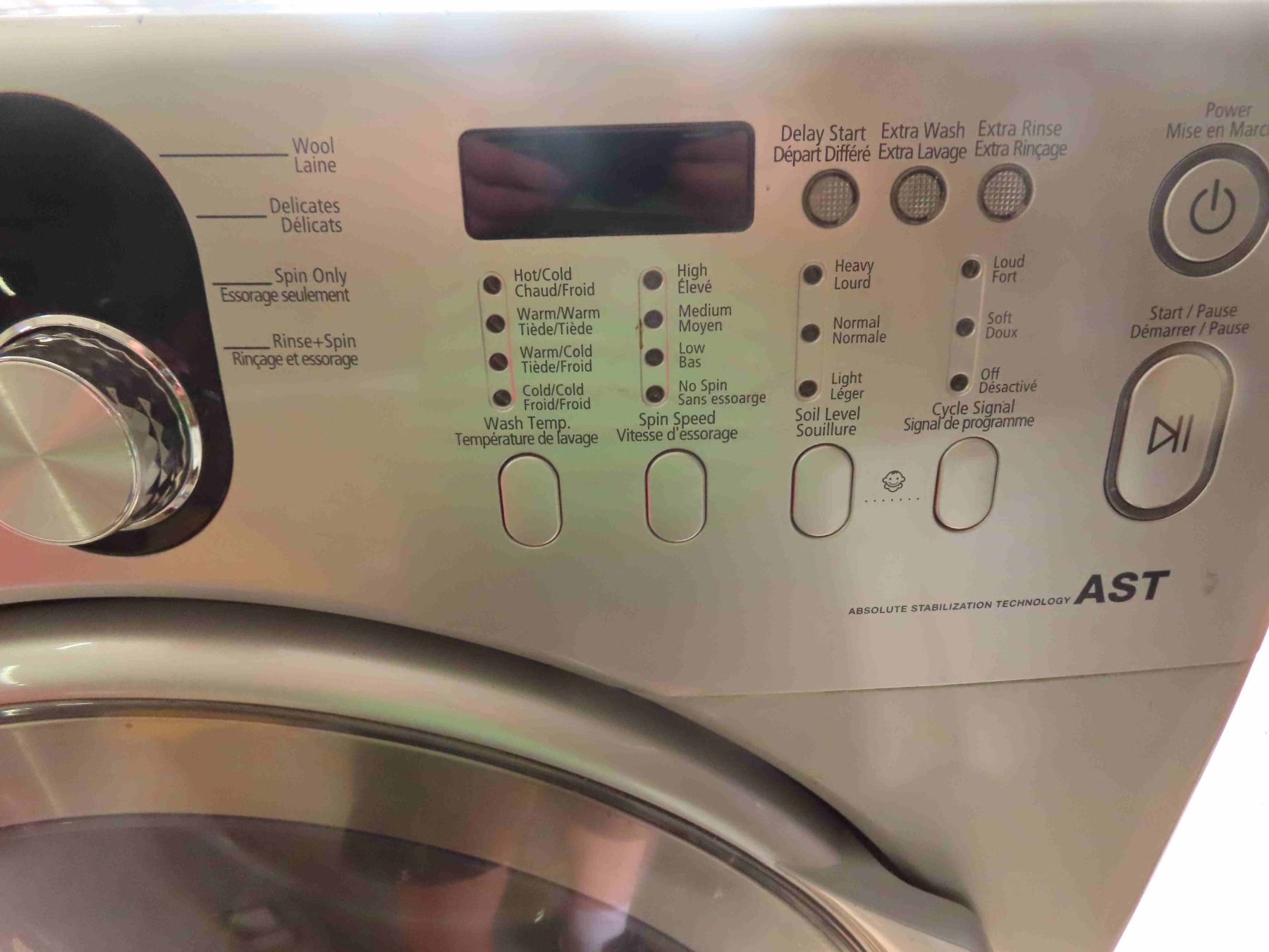 Kenmore Front Load Washing Machine Model 592-491170 - McSherry Auction