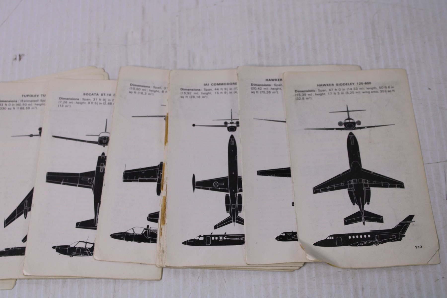 Military Aircraft Identification Cards Bodnarus Auctioneering military-aircraft-identification-cards-bodnarus-auctioneering