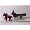 Image 1 : Cast Iron Horse and Carriage Toy