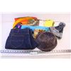 Image 1 : Various Cloth Items/Bright pillow cover/jeans/toques